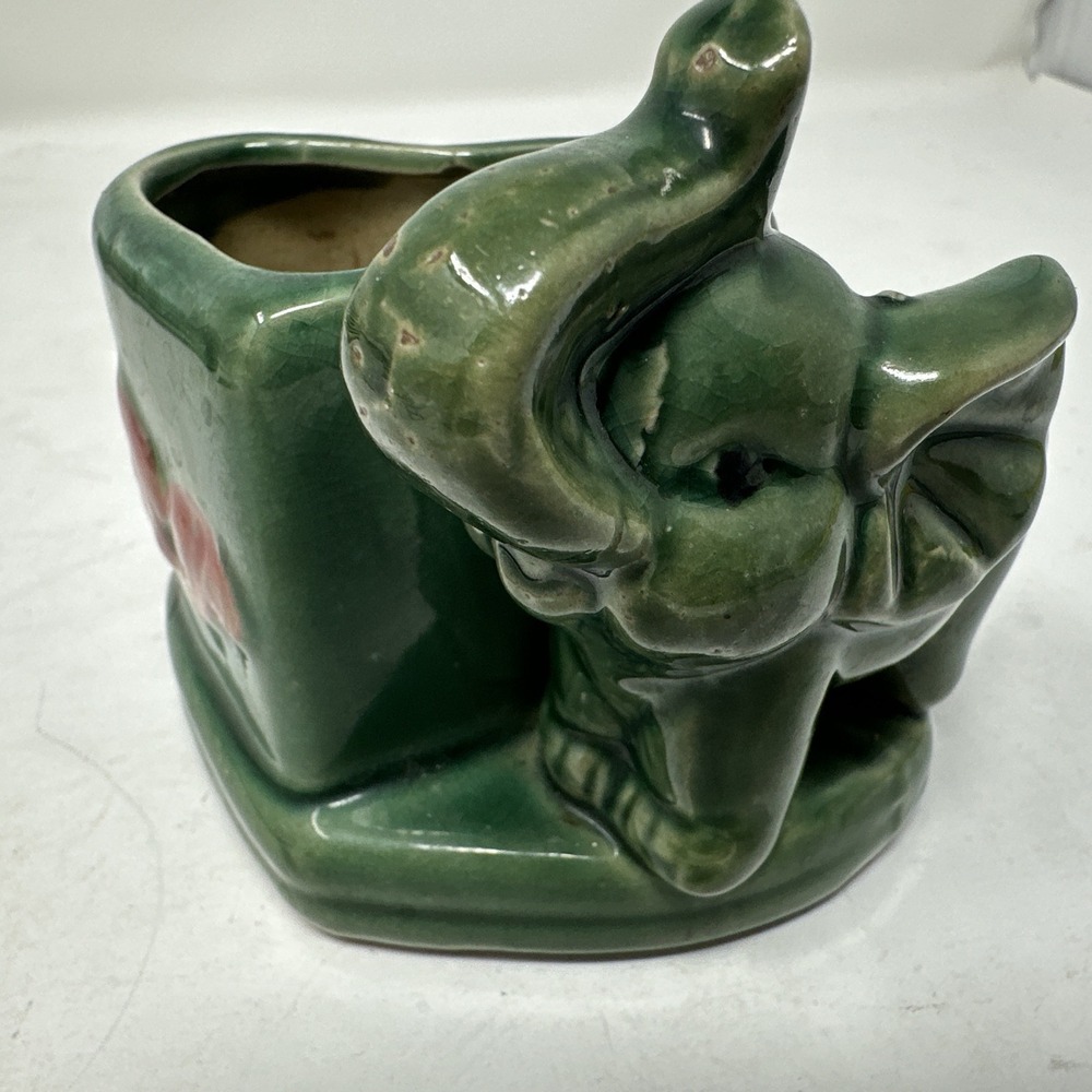 VTG 1960's MCM Green Heart Elephant Planter Trinket Holder Pink Flowers 4" X 4"